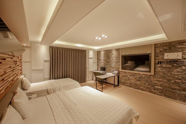 contractor gallery