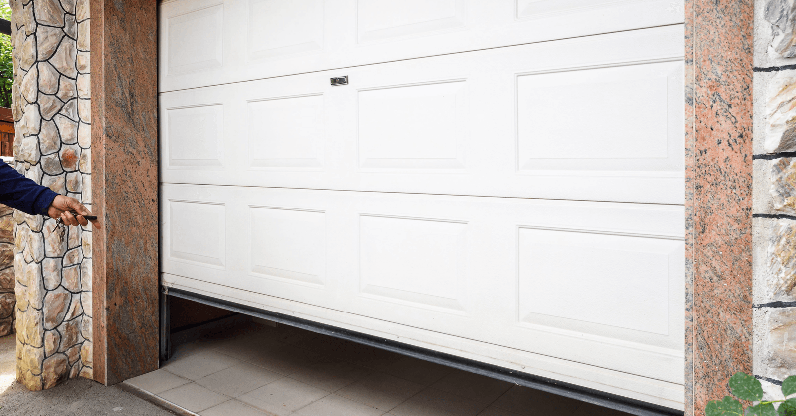 porte de garage en PVC&nbsp;