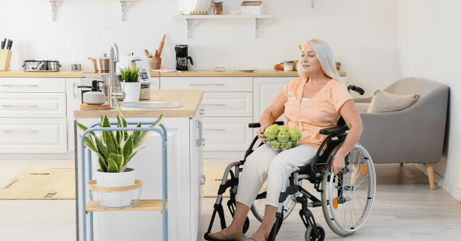 Mobilité réduite et autres conditions particulières : comment adapter sa cuisine