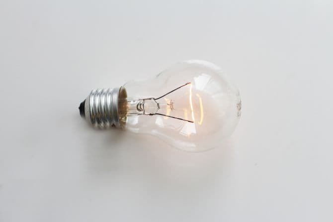 light bulb_renoquotes.com_ampoule vintage